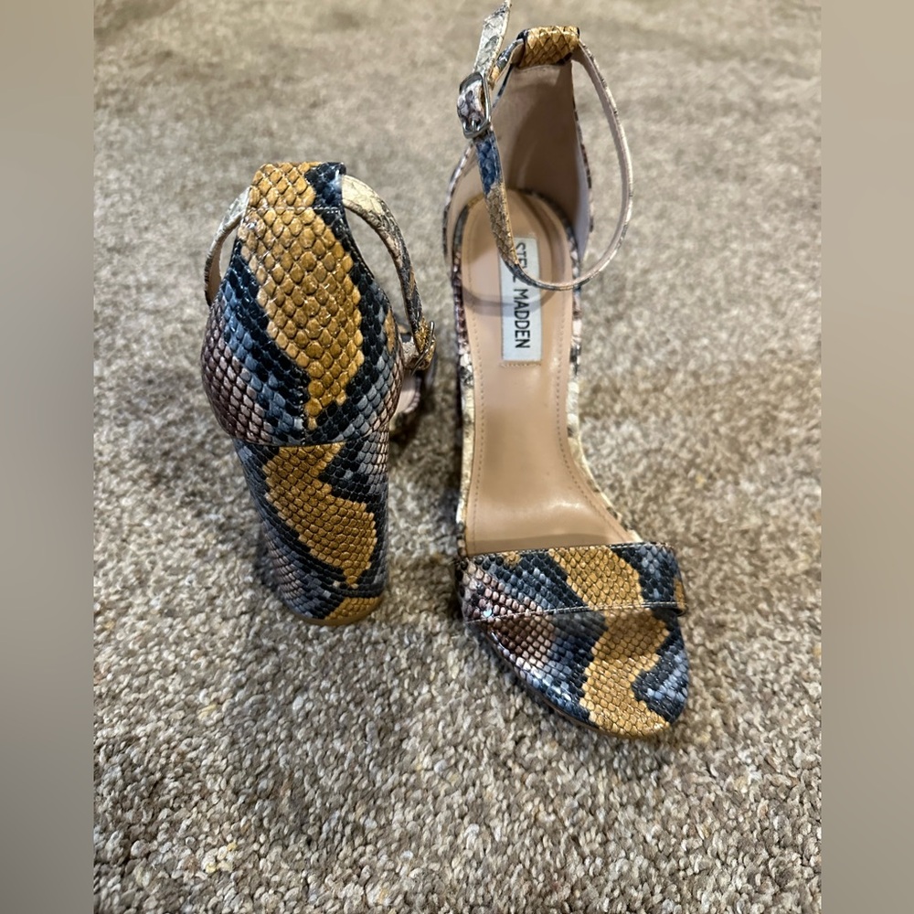 Steve Madden Multicolor Snake Print Heels - Picture 8 of 13